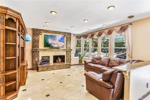 Aliso Viejo, CA 92656,30 Diamond Gate