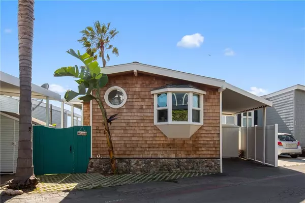 Laguna Beach, CA 92651,30802 Coast #D7
