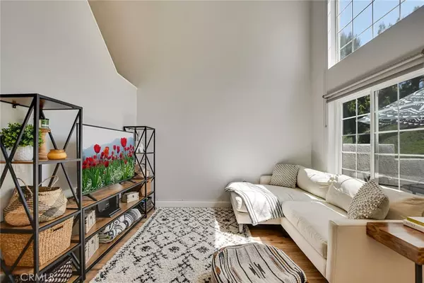 Anaheim Hills, CA 92808,1072 S Sundance DR