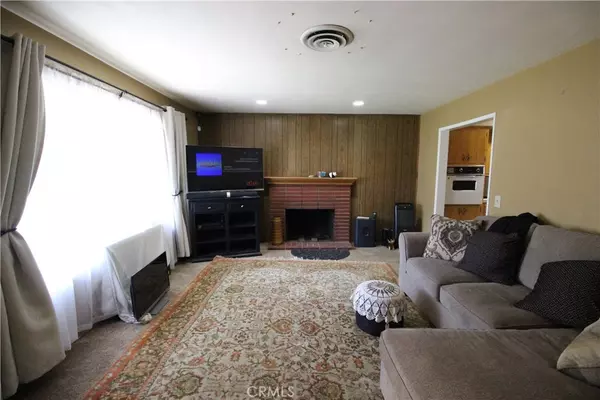 Lake Isabella, CA 93240,2621 Flower ST