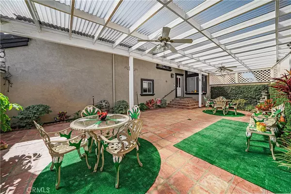 Huntington Beach, CA 92649,16191 Santa Barbara LN