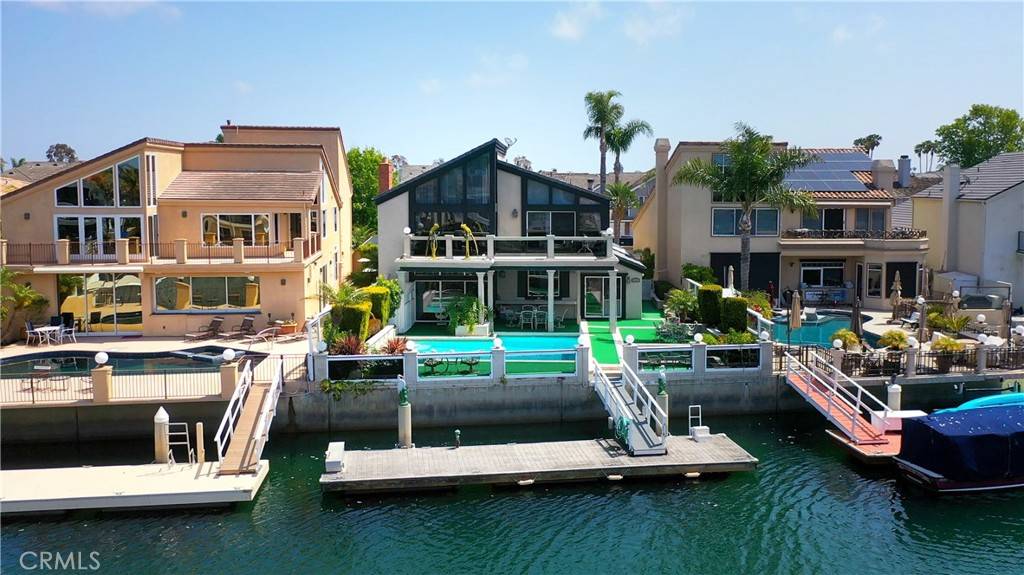 16191 Santa Barbara LN, Huntington Beach, CA 92649