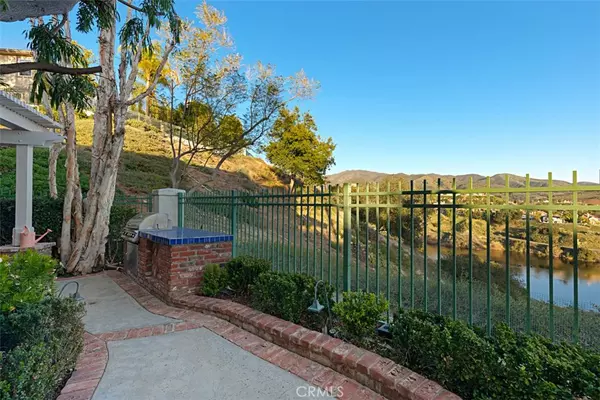 Rancho Santa Margarita, CA 92679,2 Springside