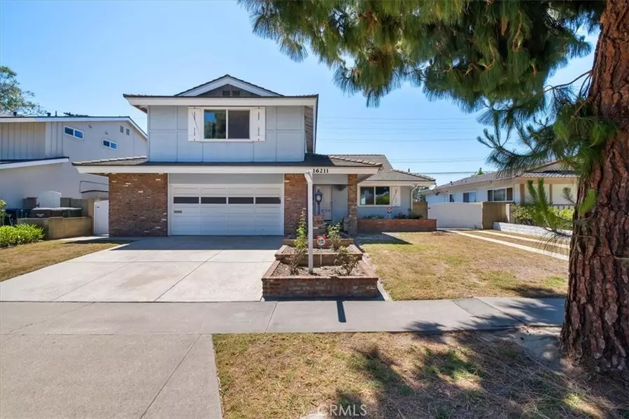 16211 Windemeir LN, Huntington Beach, CA 92647