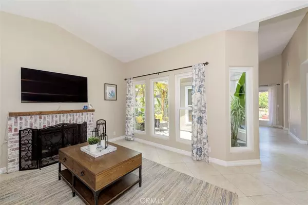 Rancho Santa Margarita, CA 92688,11 Calle Espolon