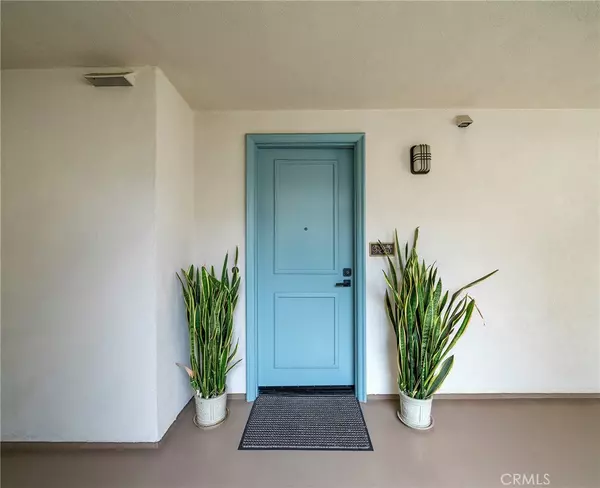 Playa Vista, CA 90094,5625 W Crescent Park W #307