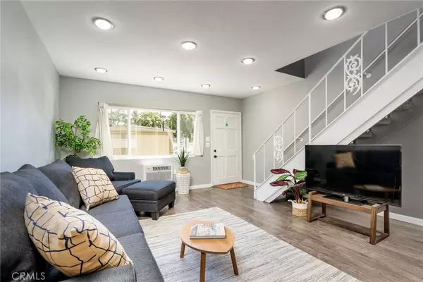 Tustin, CA 92780,682 W Main ST #B