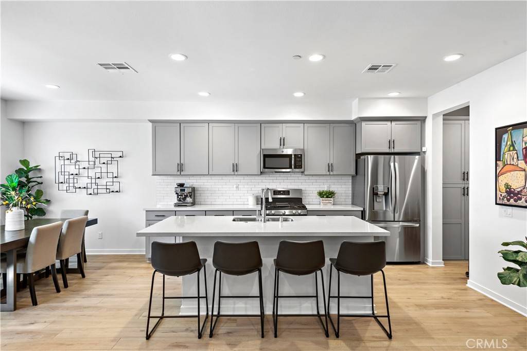 Lake Forest, CA 92610,206 Mountain Sage