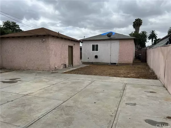 Lynwood, CA 90262,3255 Pleasant ST