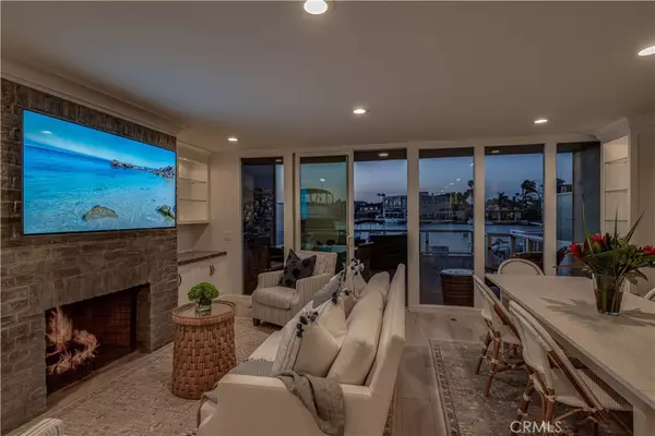 Huntington Beach, CA 92649,4073 Aladdin DR