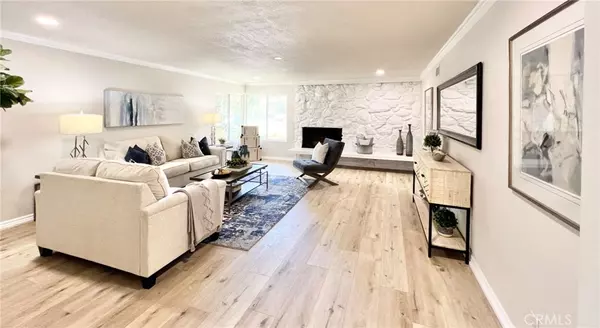 Santa Ana, CA 92705,2111 Redberry RD