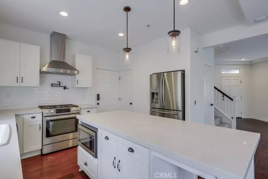 120 23rd ST #A, Costa Mesa, CA 92627