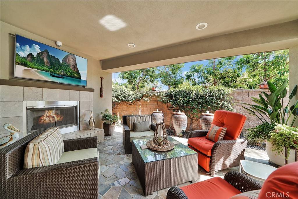 4566 Wellfleet DR, Huntington Beach, CA 92649