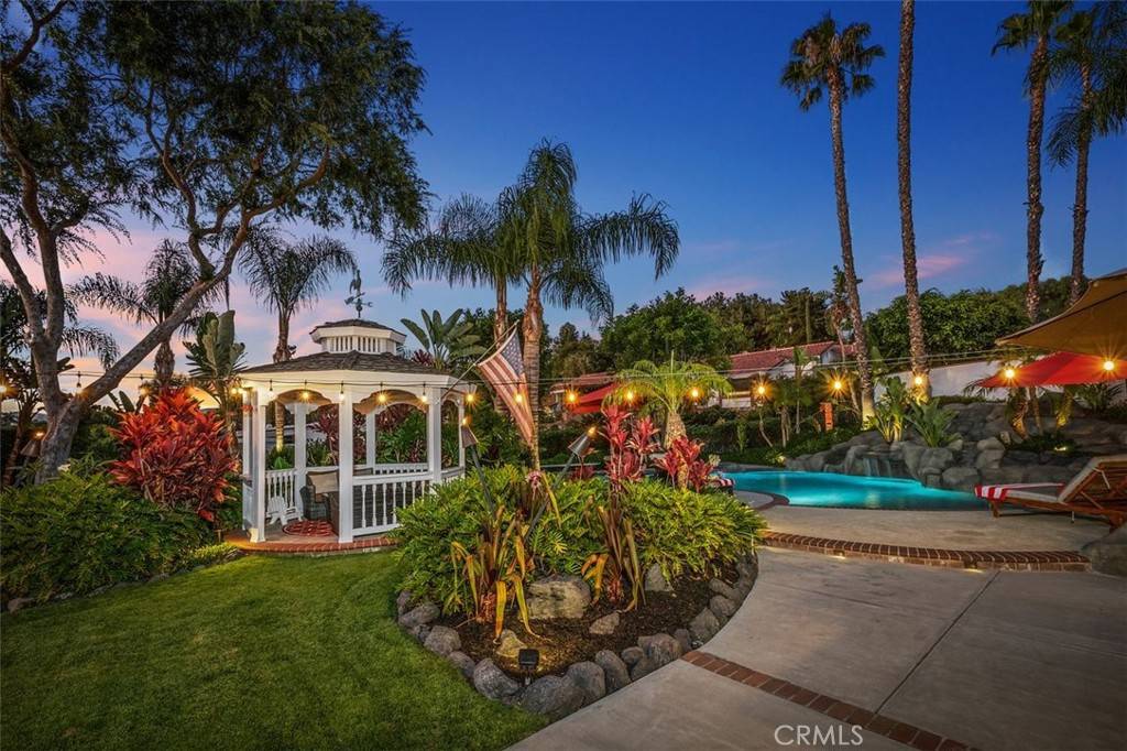 Anaheim Hills, CA 92808,180 S Canyon Crest DR