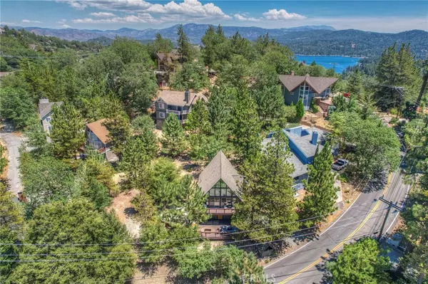 Lake Arrowhead, CA 92352,27318 Matterhorn DR