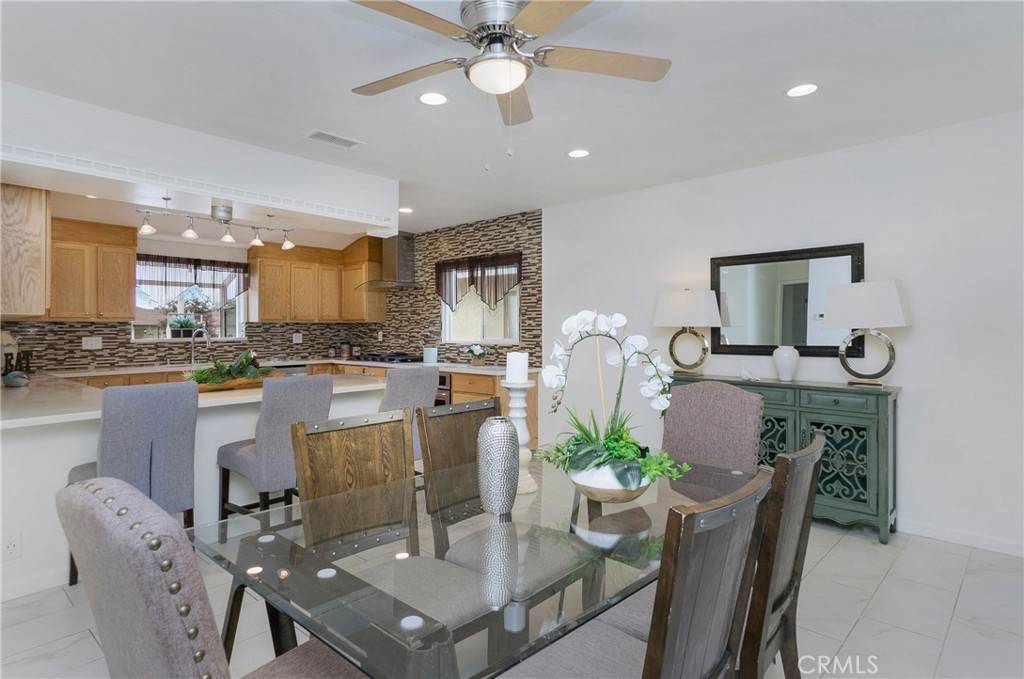 Montclair, CA 91763,4998 Canoga ST