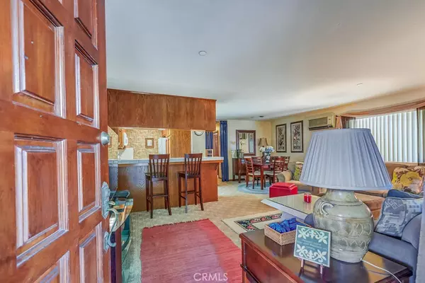Fountain Valley, CA 92708,17200 Newhope ST #114