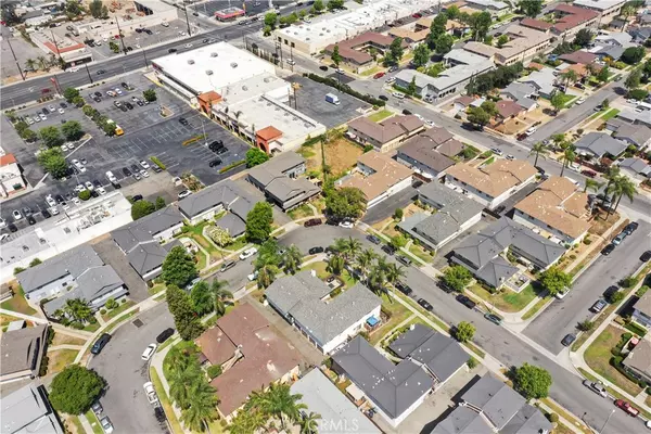 La Habra, CA 90631,181 Greentree LN