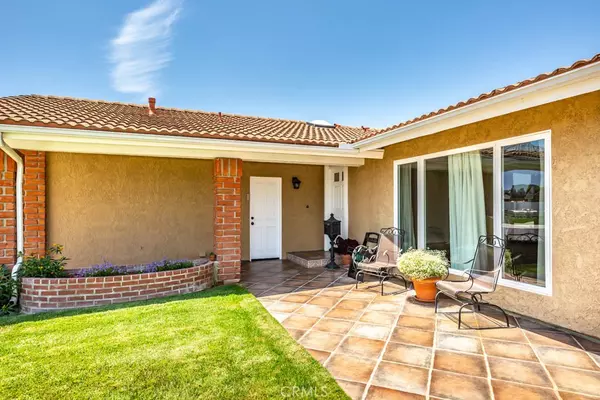 Huntington Beach, CA 92646,8821 Gallant DR