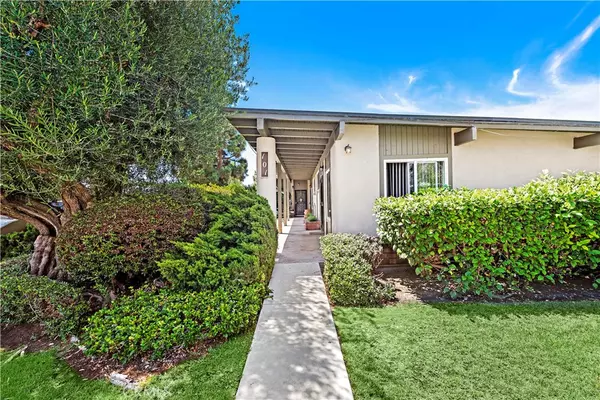 Costa Mesa, CA 92626,101 CLEARBROOK LN