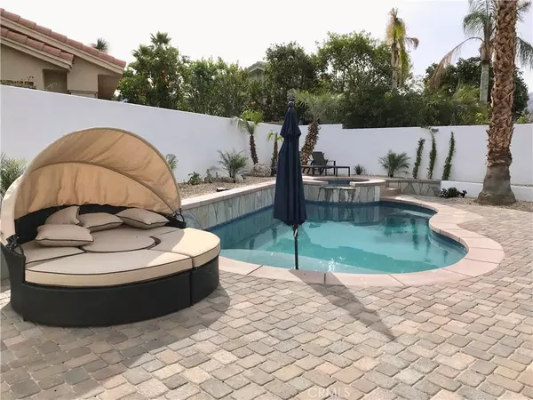 44451 Kings Canyon LN, Palm Desert, CA 92260