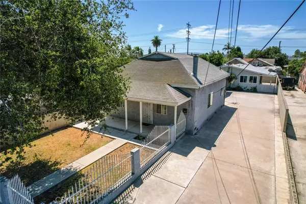 Santa Ana, CA 92707,446 E Central AVE