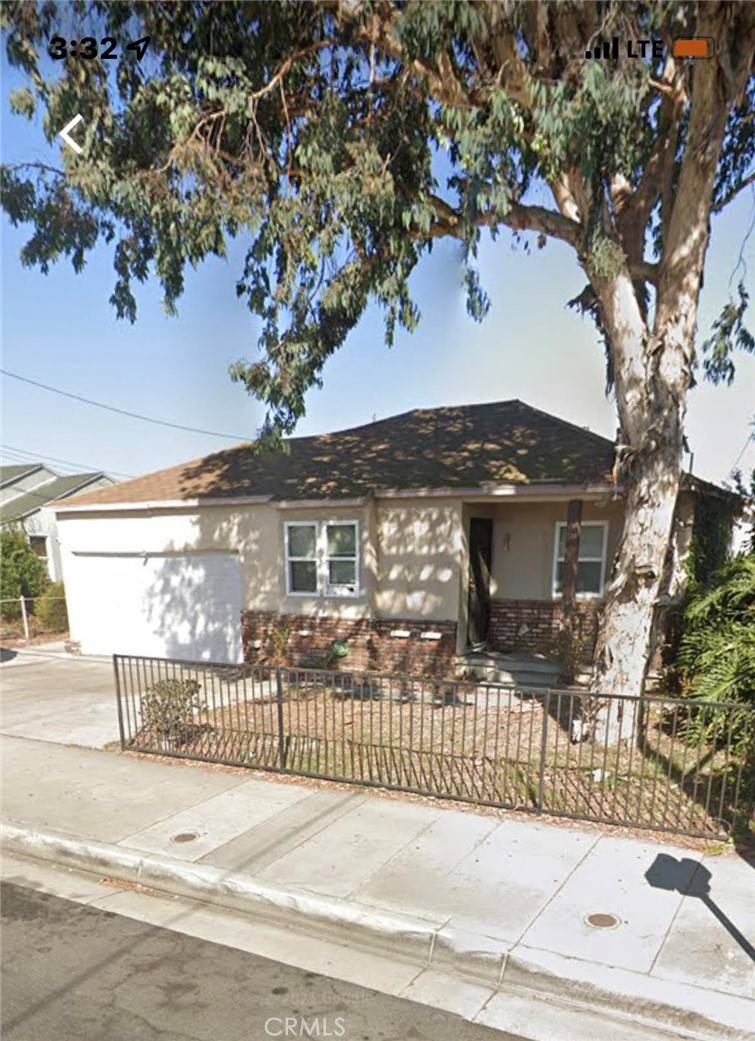 813 S Newhope ST, Santa Ana, CA 92704