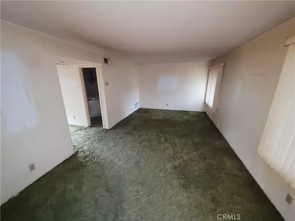 Fountain Valley, CA 92708,18099 Yosemite CT