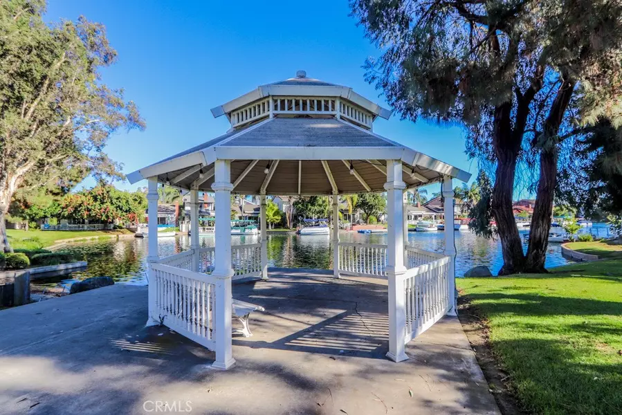 24285 Ponchartrain LN, Lake Forest, CA 92630