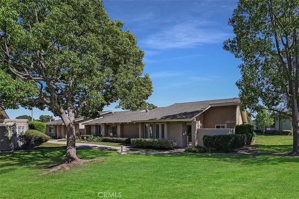 8855 Sutter CIR #518A, Huntington Beach, CA 92646