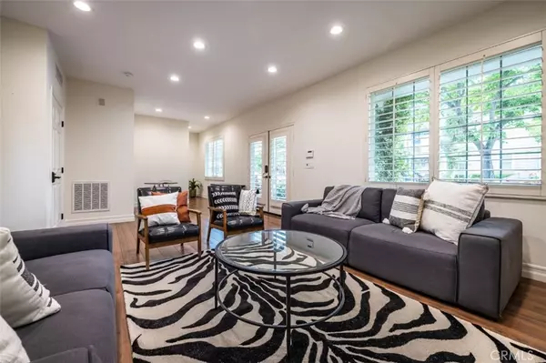 Ladera Ranch, CA 92694,6 Gilly Flower ST