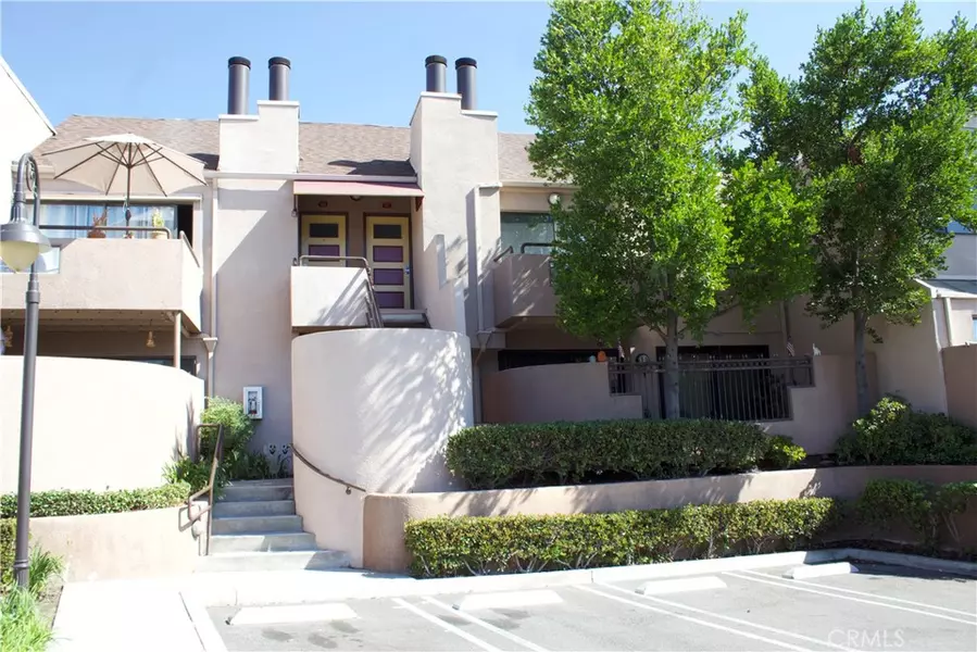 25761 Le Parc #22, Lake Forest, CA 92630