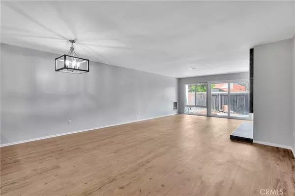 Santa Ana, CA 92705,1404 N Tustin AVE #E3