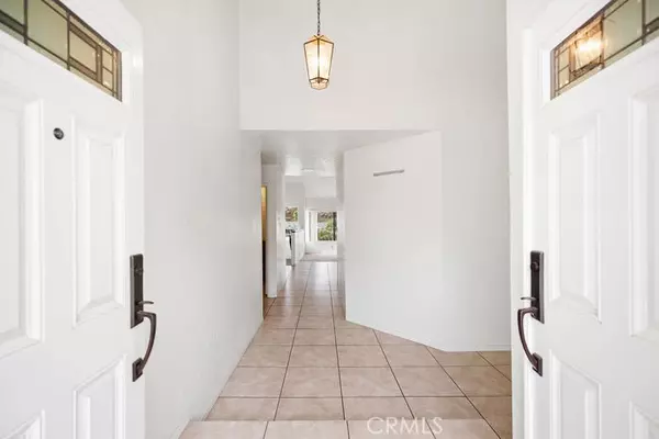 San Clemente, CA 92673,123 Avenida Mesita #9