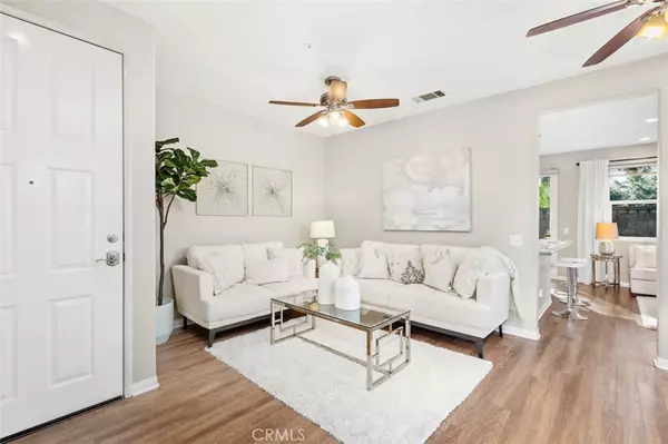 Aliso Viejo, CA 92656,9 Trofello LN