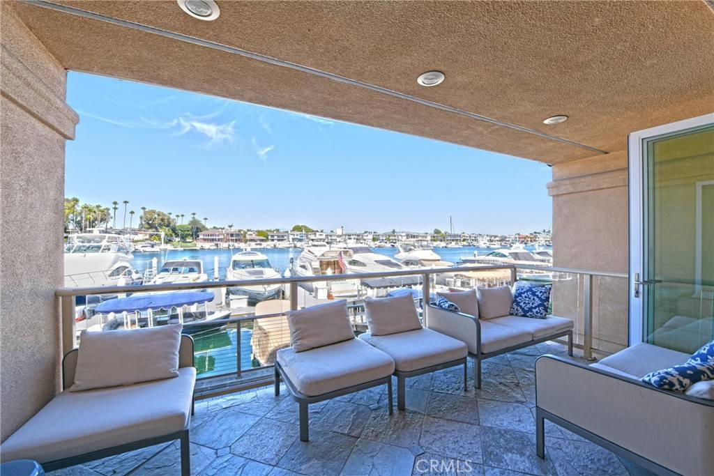 Newport Beach, CA 92663,621 Lido Park DR #A1