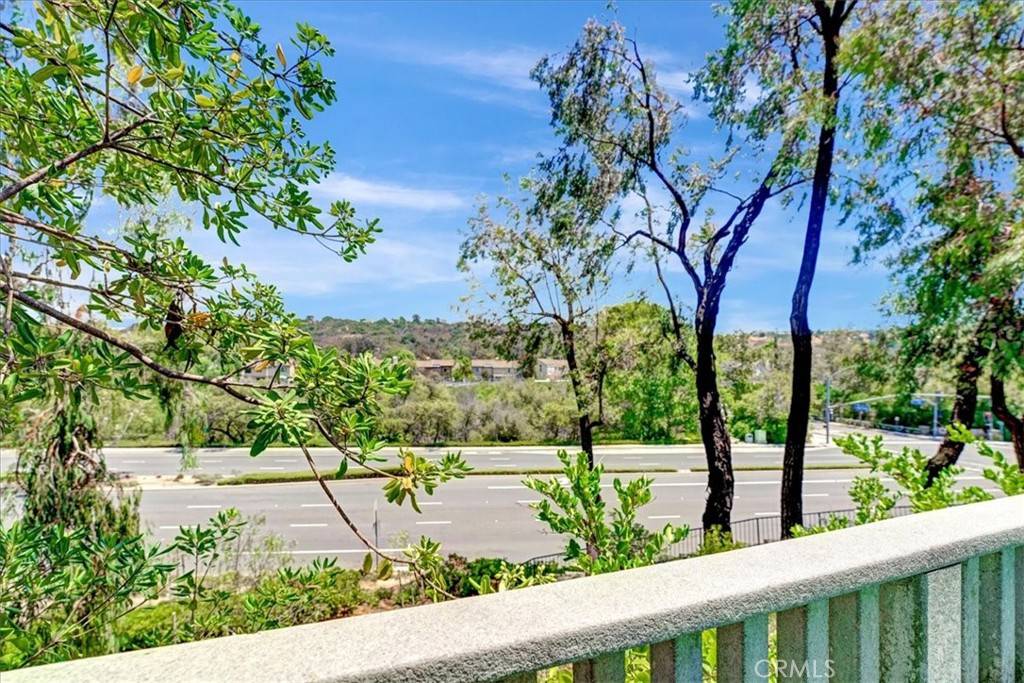 Laguna Beach, CA 92651,219 Santa Rosa CT