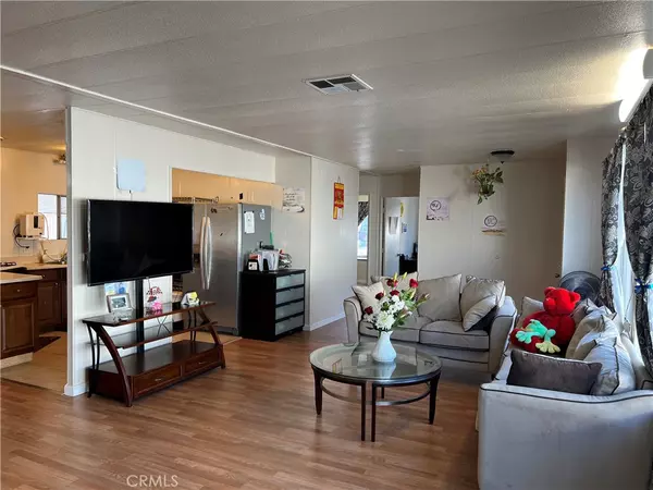 Cypress, CA 90630,9080 Bloomfield AVE #186