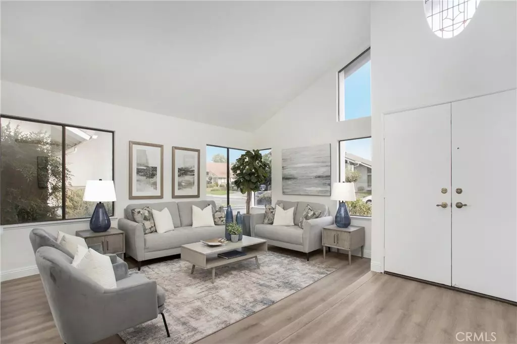 Irvine, CA 92620,11 Ensueno W