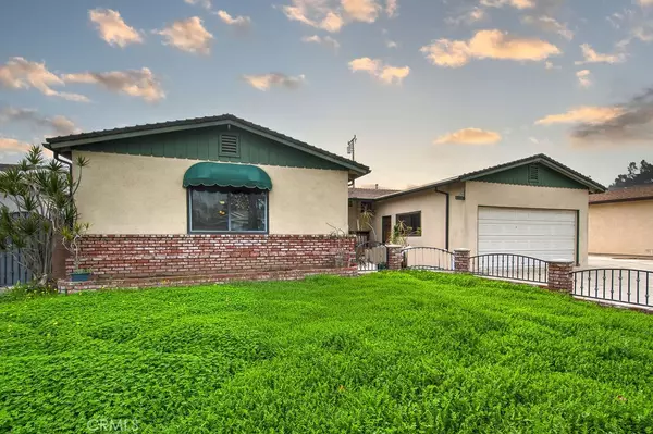 1624 W Maxzim AVE, Fullerton, CA 92833