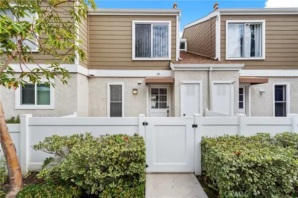 Aliso Viejo, CA 92656,19 Bentwood LN