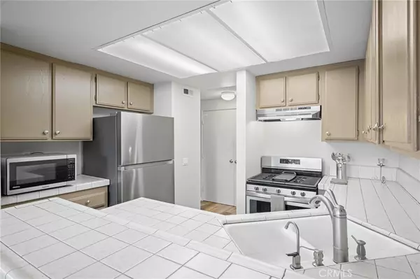 Irvine, CA 92618,431 Tangelo