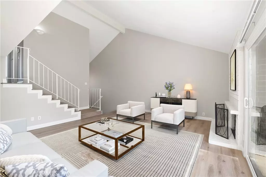 Thousand Oaks, CA 91320,708 Blue Oak AVE