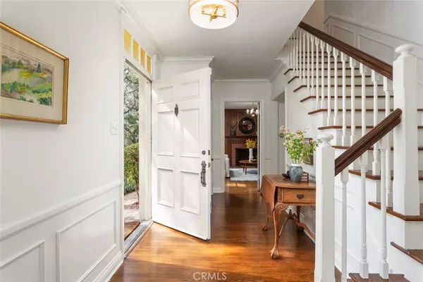 San Marino, CA 91108,2435 Ridgeway Road