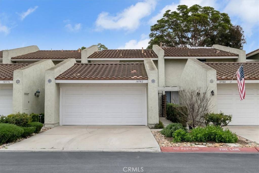 18582 Pueblo CIR, Huntington Beach, CA 92646