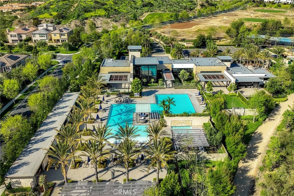 Irvine, CA 92618,57 Redshift