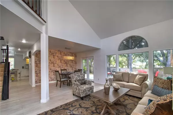 Corona, CA 92882,3332 Amy DR