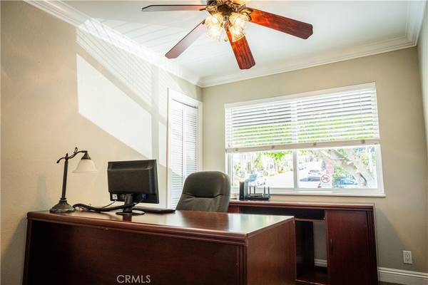 Newport Beach, CA 92663,124 Tustin AVE