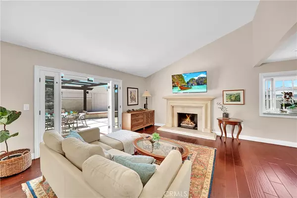 Huntington Beach, CA 92647,6711 Calpe
