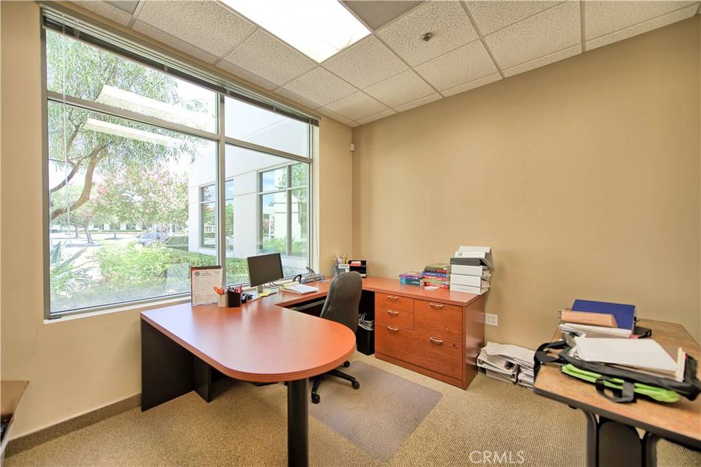 Riverside, CA 92505,11840 Pierce ST #200